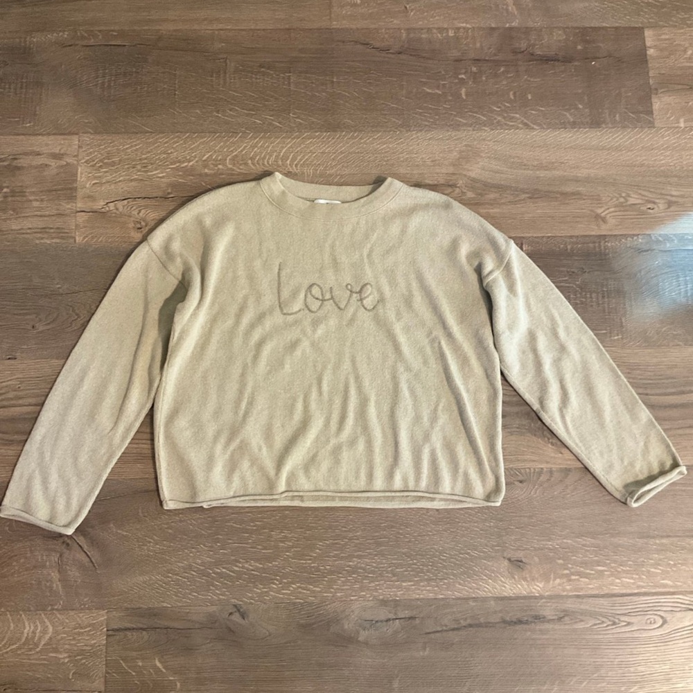 Town Pride beige, cropped, crewneck “Love” Sweater, S